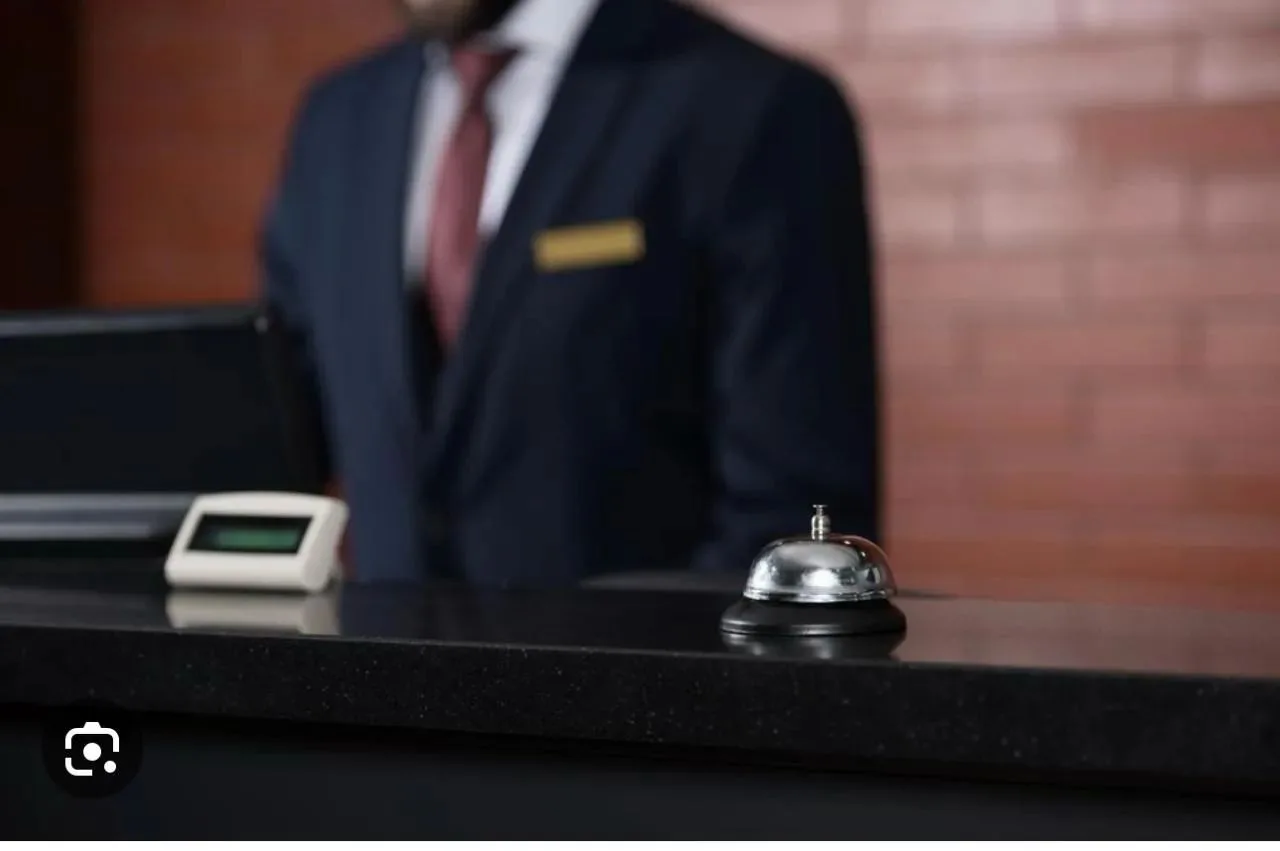 Radisson Recife abre vaga para Recepcionista de Hotel com foco em atendimento bilíngue